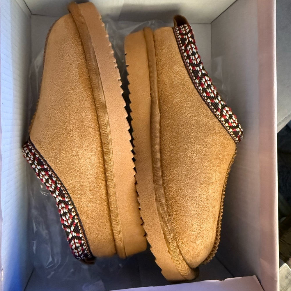 Soda Tan Kids Shoes with Patterned Trim